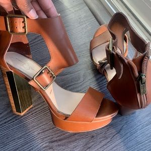 Size 10 JESSICA SIMPSON BROWN BLOCK HEELS